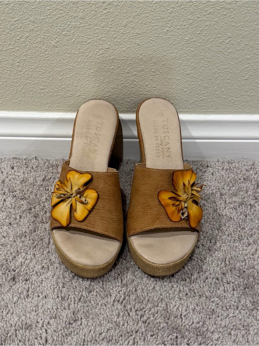 Easy Street Women's Castello Open Toe Casual Platform Sandals, Tan, Size 7,5